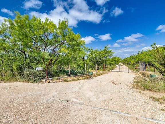 4th image of 11483 N Grape Creek Rd