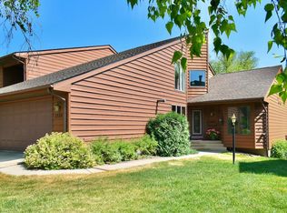 1389 Brookview Dr, Winona, MN 55987