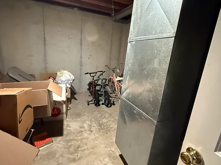 4202 Flora Ave #4200 — Photo 15