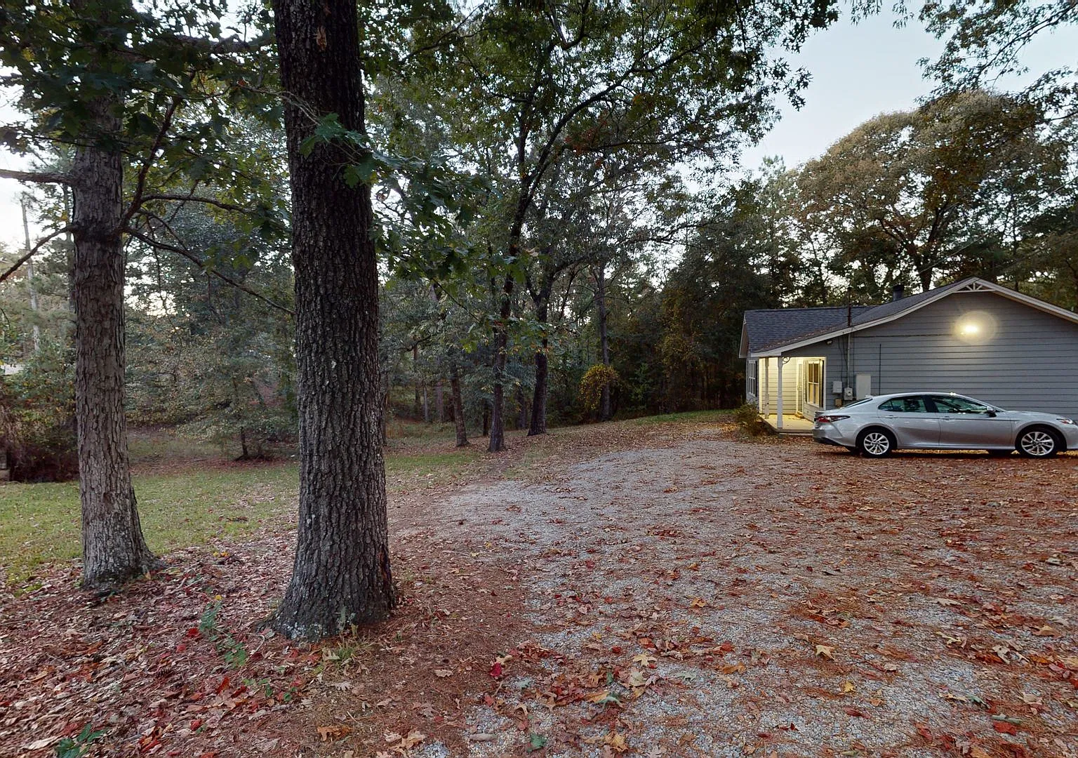 3/2 in Pine Level/Marbury School District Lawn Care Included! — Photo 2