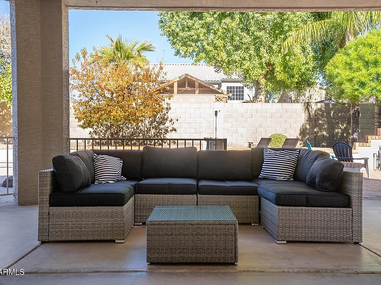 4410 W Fallen Leaf Ln — Photo 39
