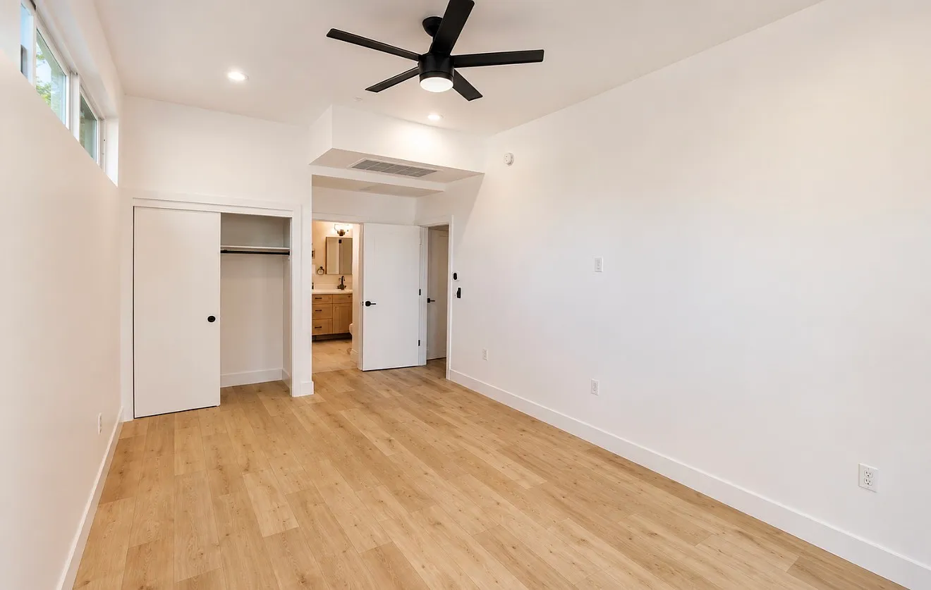 2 bed, 1450 sqft, $2,950 — Photo 1