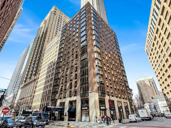 40 E Delaware Pl APT 1701, Chicago, IL 60611