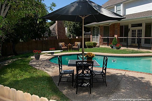 2nd image of 2902 Newburyport Ave