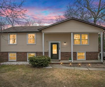 215 Aveline St, Ypsilanti, MI, 48197