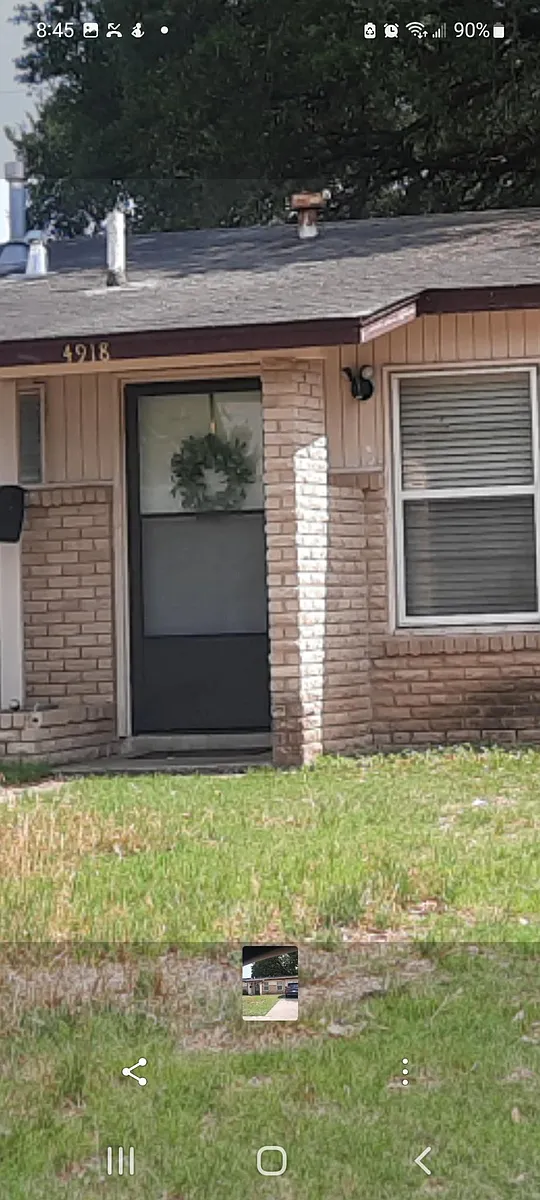Front door - 4918 Bayhead Dr