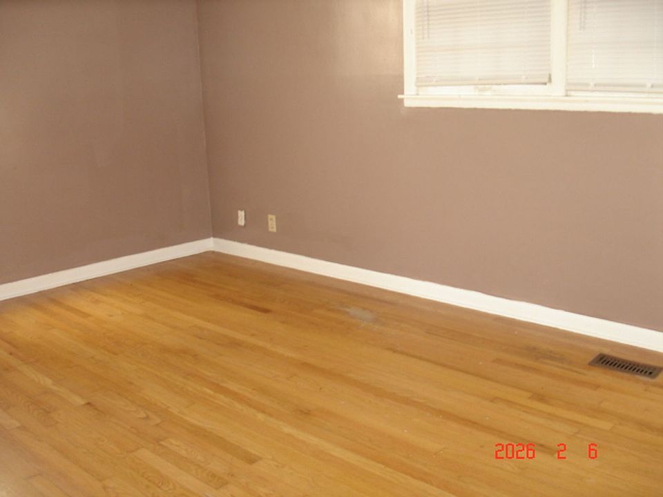 1st image of 3319 Barton Ave NW