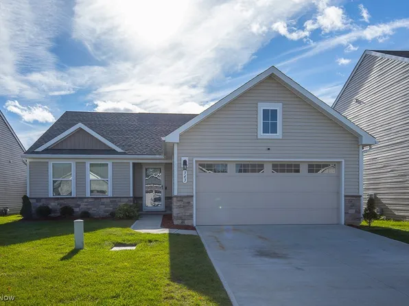 343 Lakewick Ln, Willowick, OH 44095