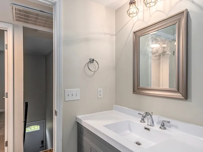 Kingston Green Millville Apartments — Photo 20