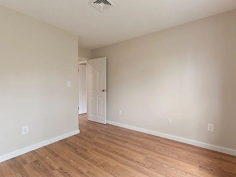 45 Loomis St #317 — Photo 14