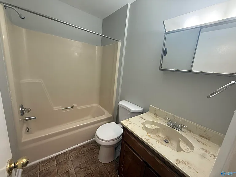 1411 Ascent Trl NW #D — Photo 8