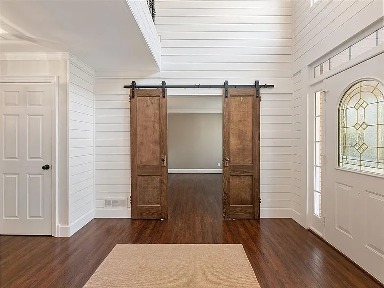 3965 Hamilton View Way — Photo 5