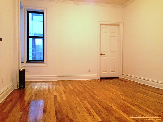 Rented by aptsandlofts.com | media 9
