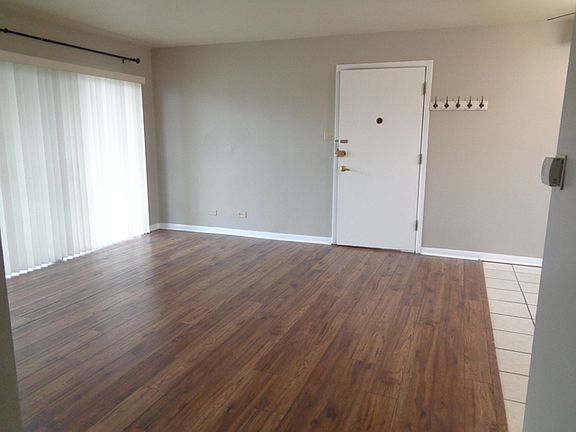 3rd image of 4631 W 95th St APT 2N