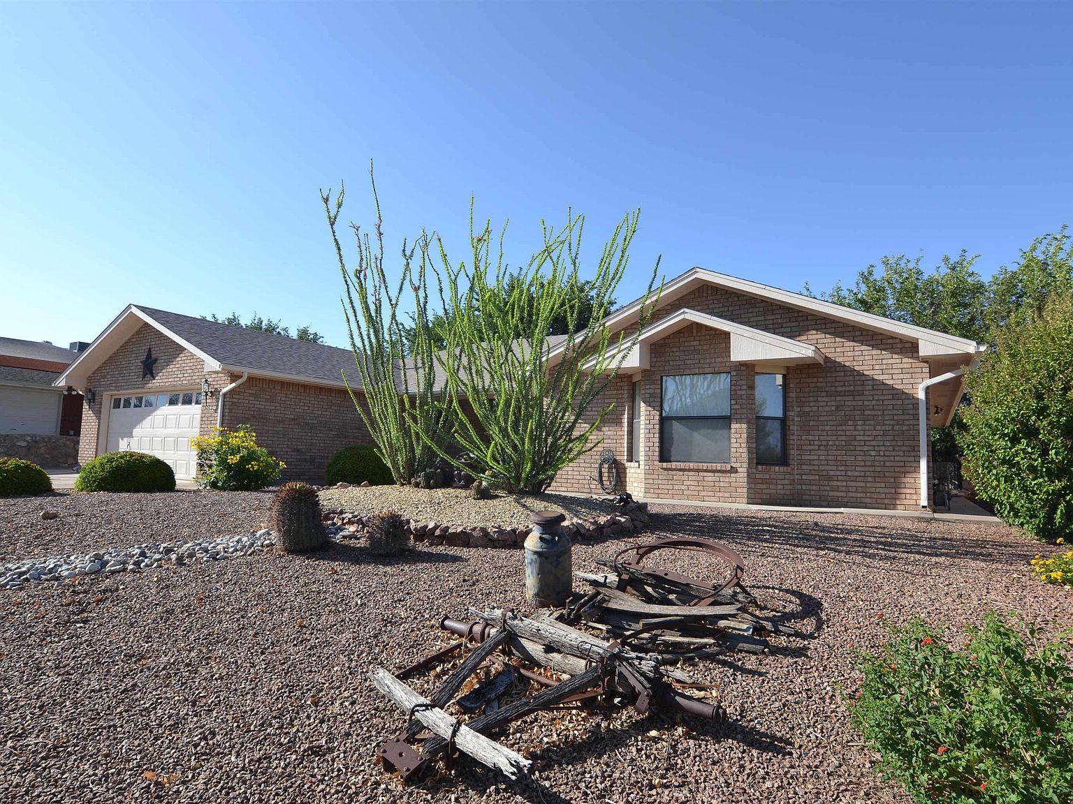 2255 Cherry Hills Ct