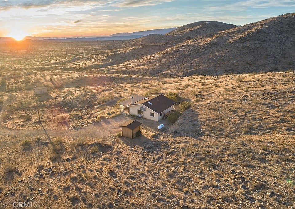 1st image of 60473 Starlight Rd