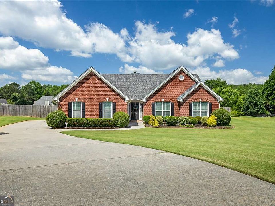 1st image of 2615 Snowcrest Pl