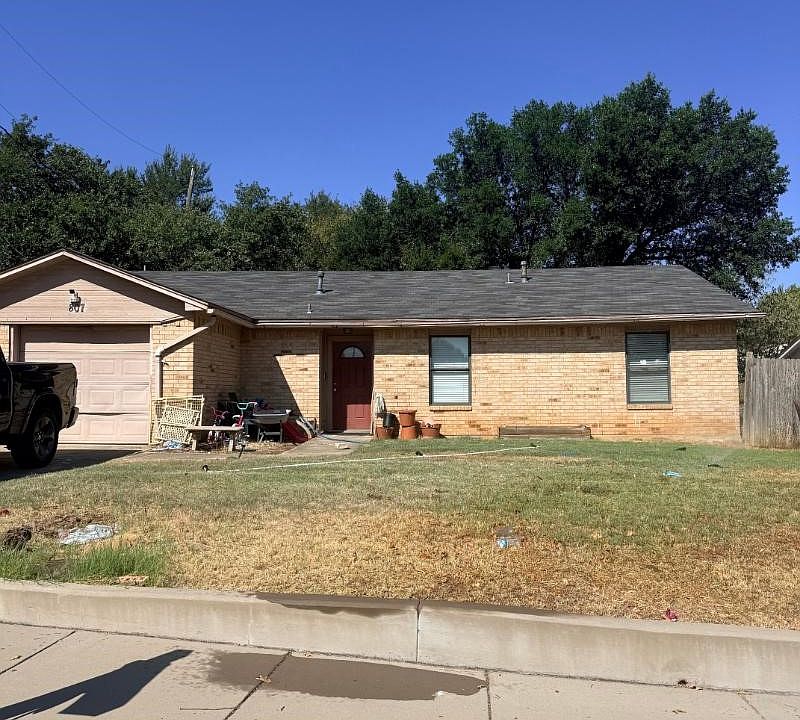 1st image of 807 Mack Dr