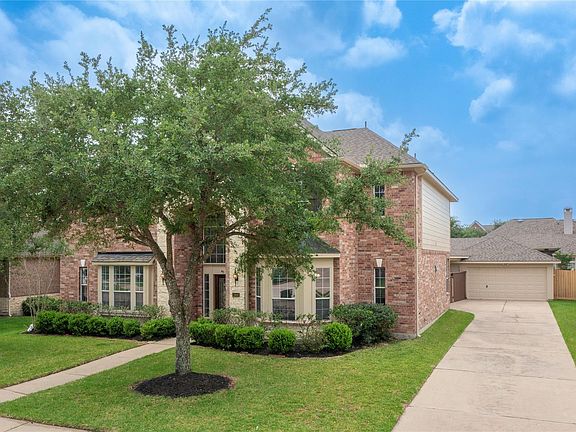 3rd image of 3906 Bianca Spring Ln