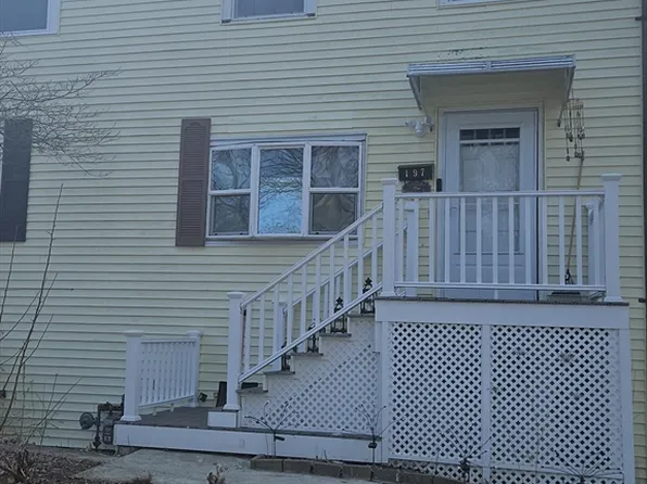 197 South St, Randolph, MA 02368