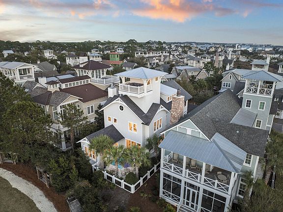 3rd image of 17 Compass Point Way