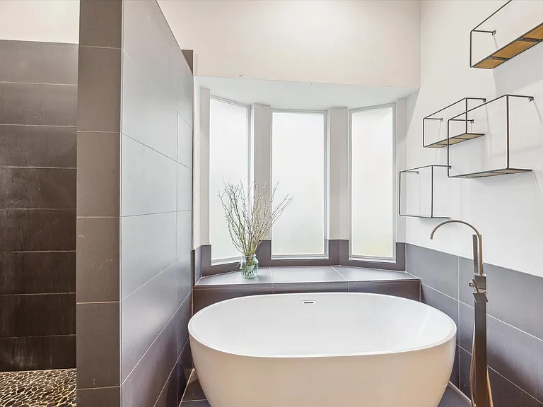 21526 Ivy Blossom Ln — Photo 8