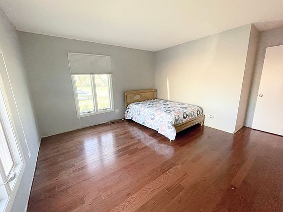 5th image of 616 Gerry St