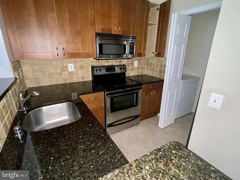 1591 Spring Gate Dr #3102