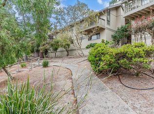 70 Forest Ridge Rd APT 15, Monterey, CA 93940