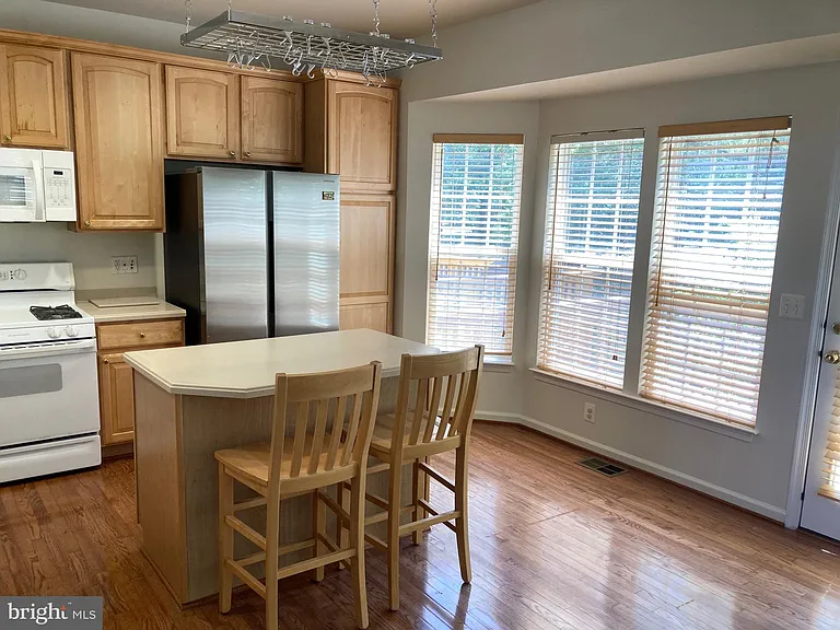 2985 Huntington Grove Sq — Photo 8