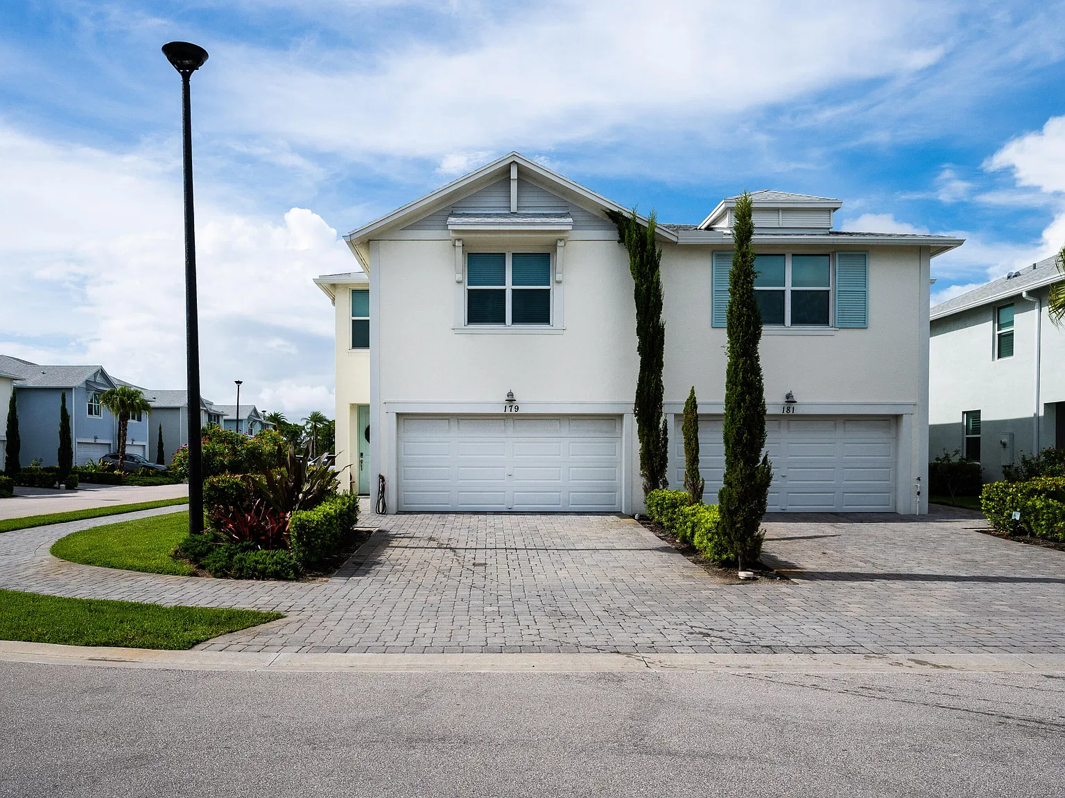 3 bed, 2.5 bath, 1804 sqft, $2,800 — Photo 3