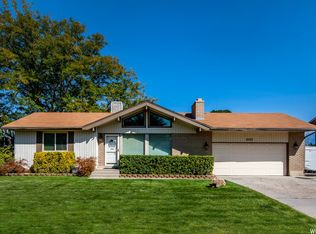 6235 S Lauritzen Dr, Salt Lake City, UT 84129