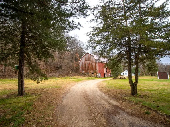 W12187 State Road 35, Prescott, WI 54021