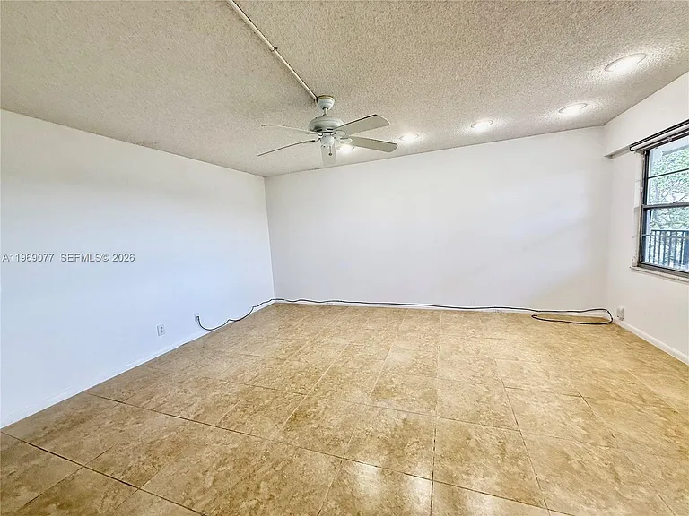 13255 SW 9th Ct #402G — Photo 4