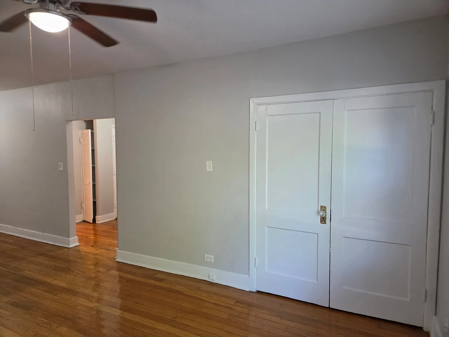 1 bed, 850 sqft, $1,350 — Photo 2