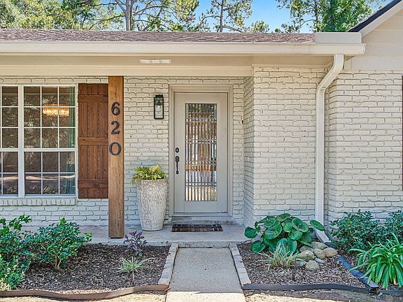 3rd image of 620 Wylie Dr