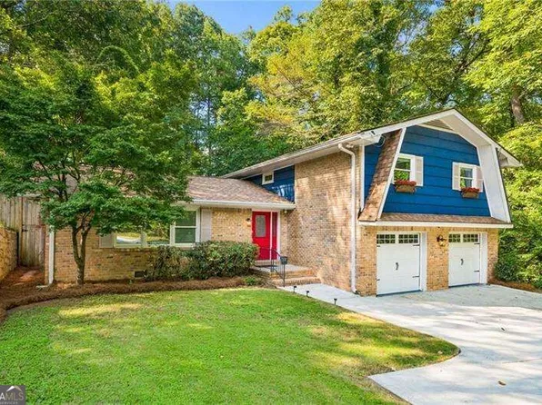 2753 Henderson Ct, Tucker, GA 30084