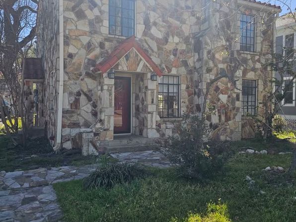 425 N River St, Seguin, TX 78155