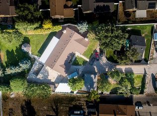 30 W Stauffer Ln, Murray, UT 84107
