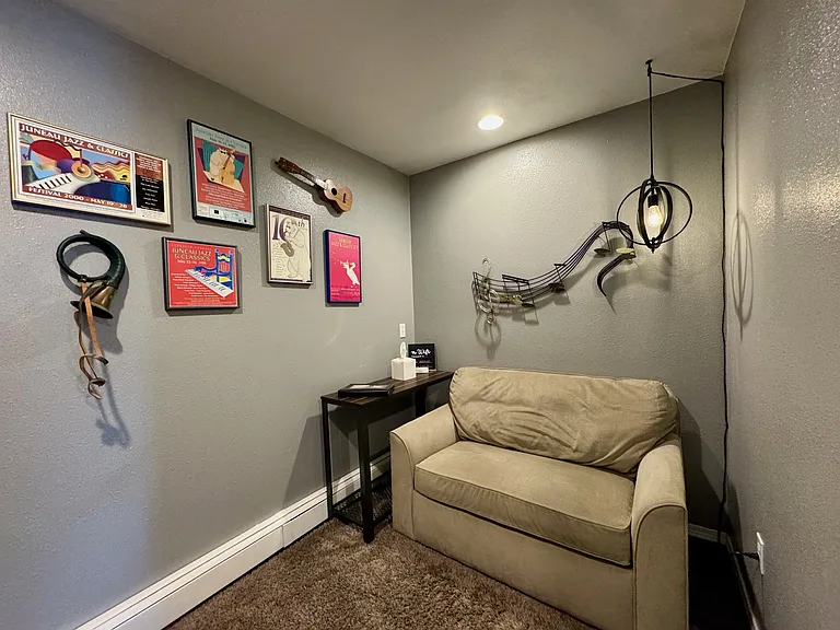 11595 Mendenhall Loop Rd — Photo 2