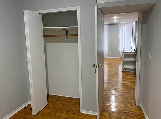 Rented by Salon Realty Corp | media 2