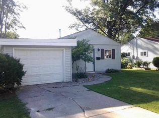 2310 N Nevada Ave, Davenport, IA 52804