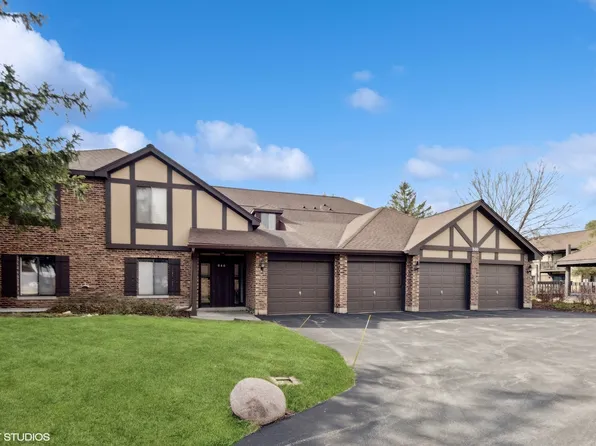 840 Sheldon Ct APT A, Wheaton, IL 60189