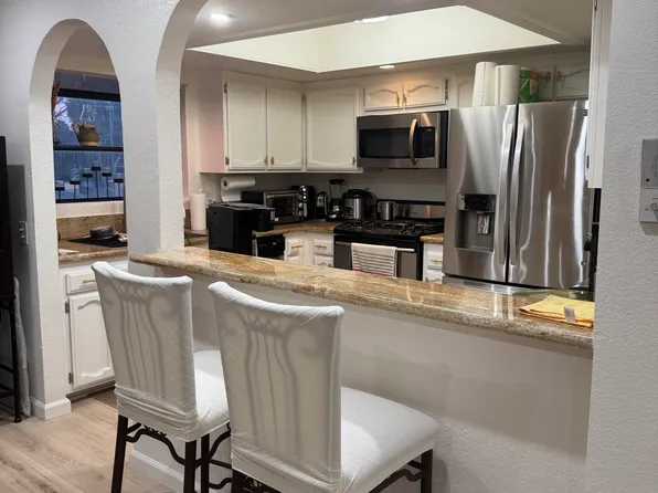 21930 Valerio St APT 1, Canoga Park, CA 91303