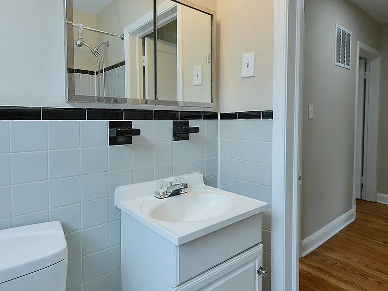 5618 Belleville Ave — Photo 19