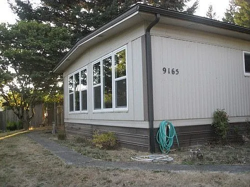 9165 SW Line Dr photo 1