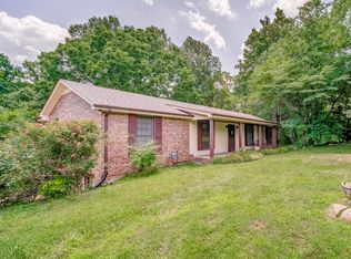 1015 Three Island Ford Rd, Charlotte, TN 37036