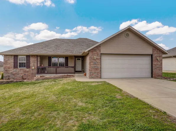 301 Ashton Avenue, Clever, MO 65631