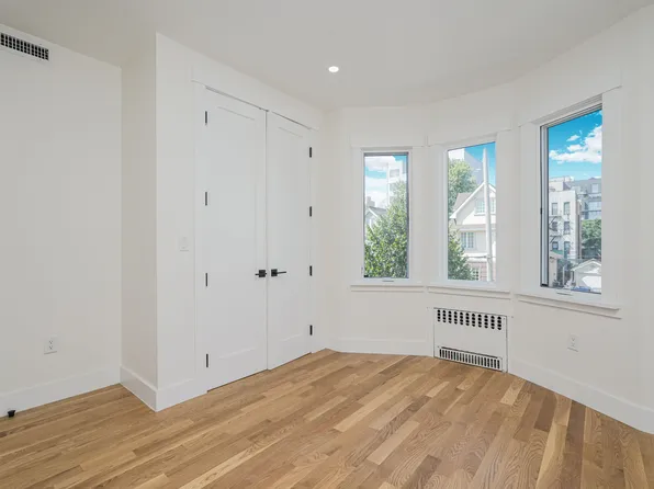 1753 East 21st Street image 24 of 49