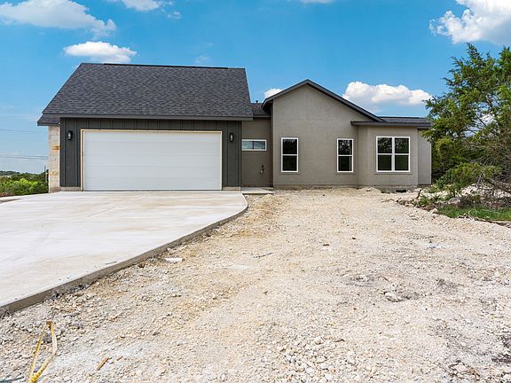 3rd image of 129 Rayner Pl